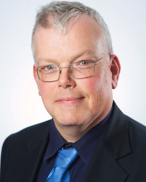 head and shoulders photograph of Richard Keagan-Bull